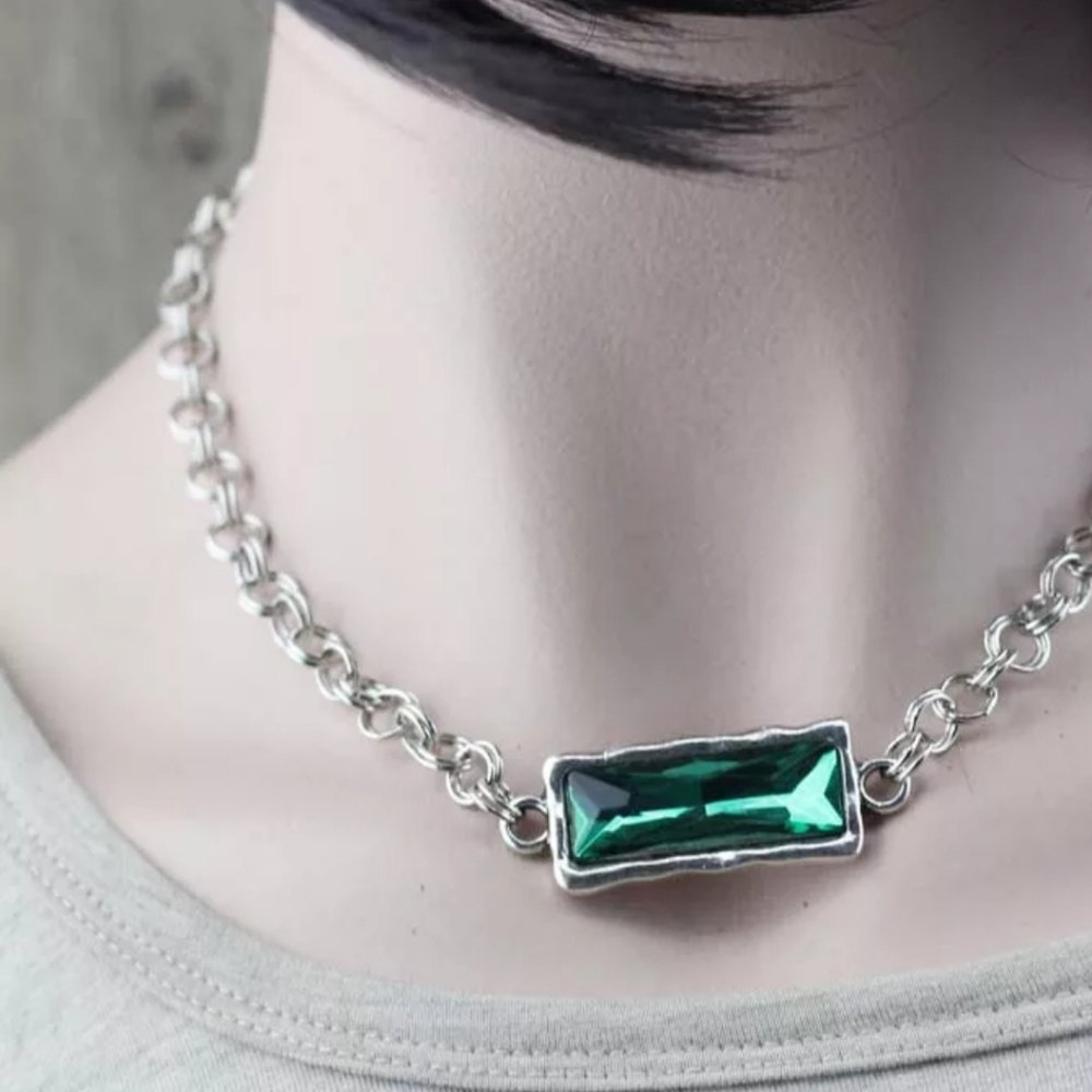GORGEOUS Stainless Steel & Nano Emerald Choker!